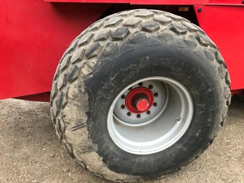 Großpackenpresse del tipo Massey Ferguson 190, Gebrauchtmaschine en Videbæk (Imagen 6)