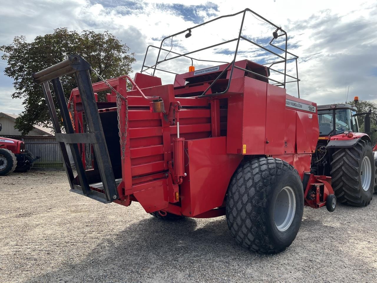 Großpackenpresse Türe ait Massey Ferguson 190, Gebrauchtmaschine içinde Videbæk (resim 4)