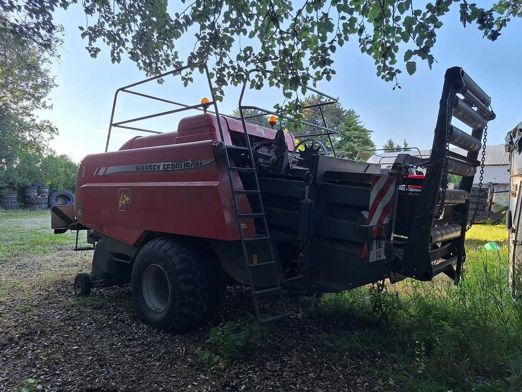 Großpackenpresse des Typs Massey Ferguson 2170, Gebrauchtmaschine in NOVES (Bild 4)