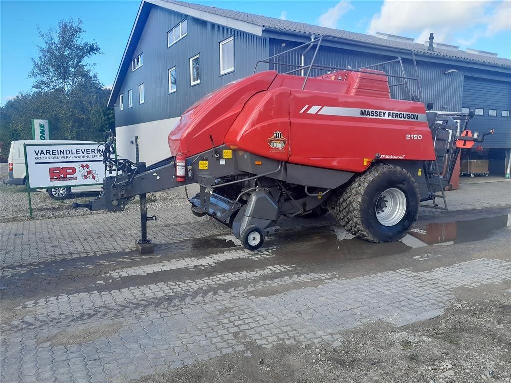 Großpackenpresse typu Massey Ferguson 2190 næsten nye dæk, Gebrauchtmaschine v Kongerslev (Obrázek 8)