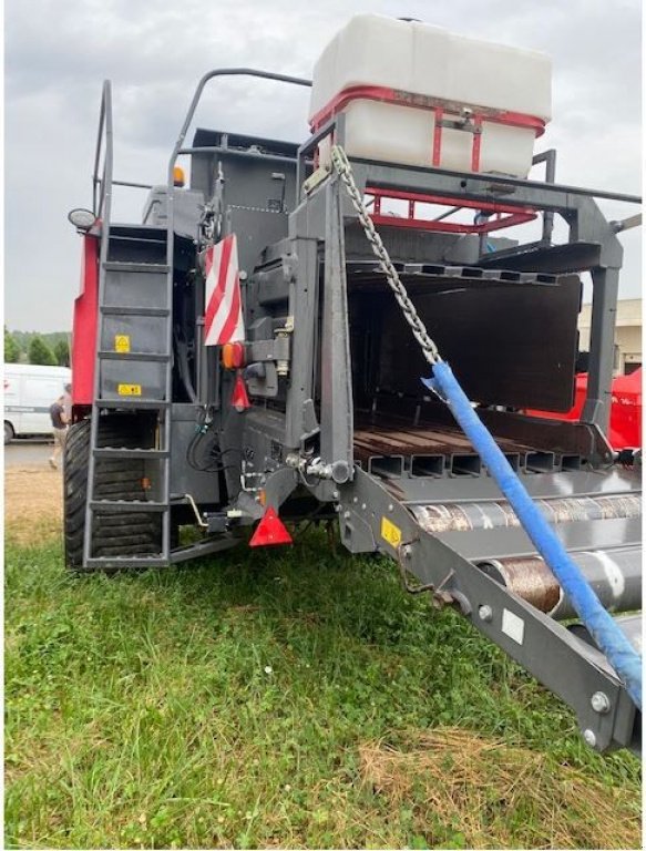 Großpackenpresse tip Massey Ferguson 2270SP, Gebrauchtmaschine in LOMBEZ (Poză 4)