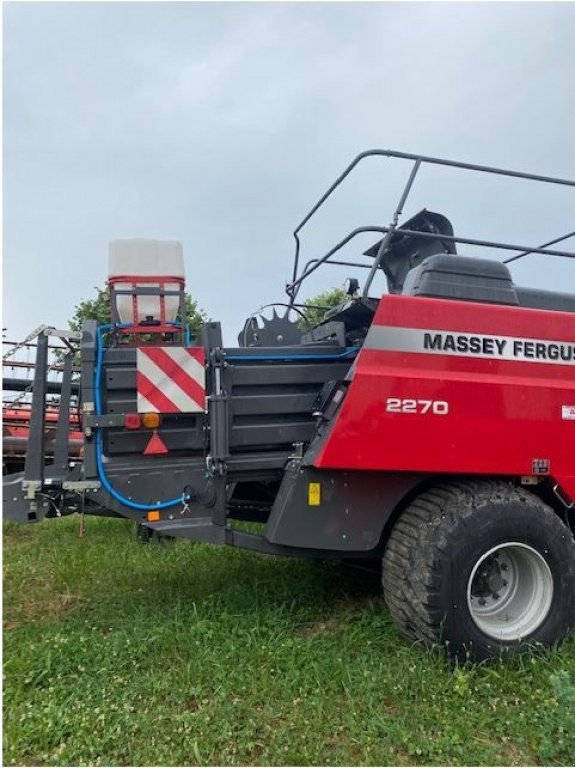 Großpackenpresse Türe ait Massey Ferguson 2270SP, Gebrauchtmaschine içinde LOMBEZ (resim 5)