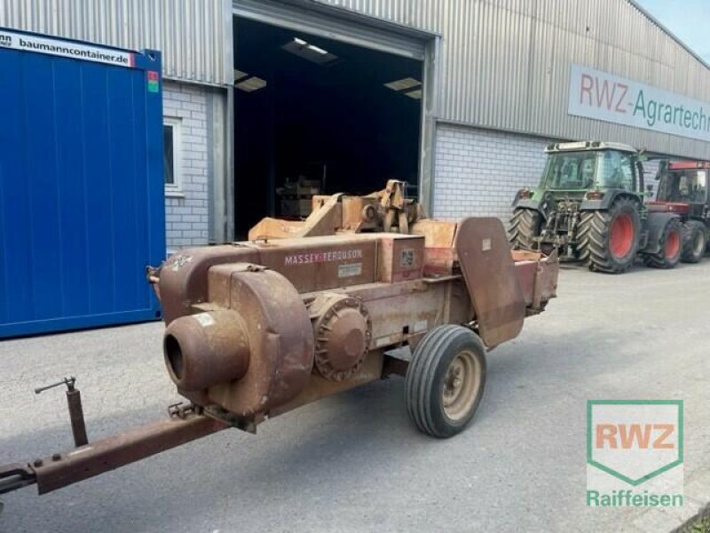 Großpackenpresse van het type Massey Ferguson Hochdruckpress, Gebrauchtmaschine in Wipperfürth (Foto 1)