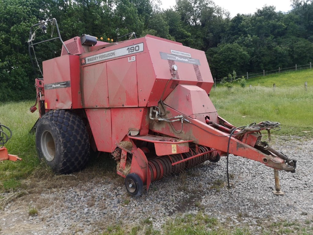 Großpackenpresse typu Massey Ferguson Lb 190, Gebrauchtmaschine v Roches-sur-Marne (Obrázok 5)