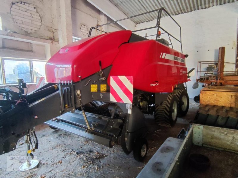 Großpackenpresse tip Massey Ferguson MF 2270XD TC, Gebrauchtmaschine in Pragsdorf