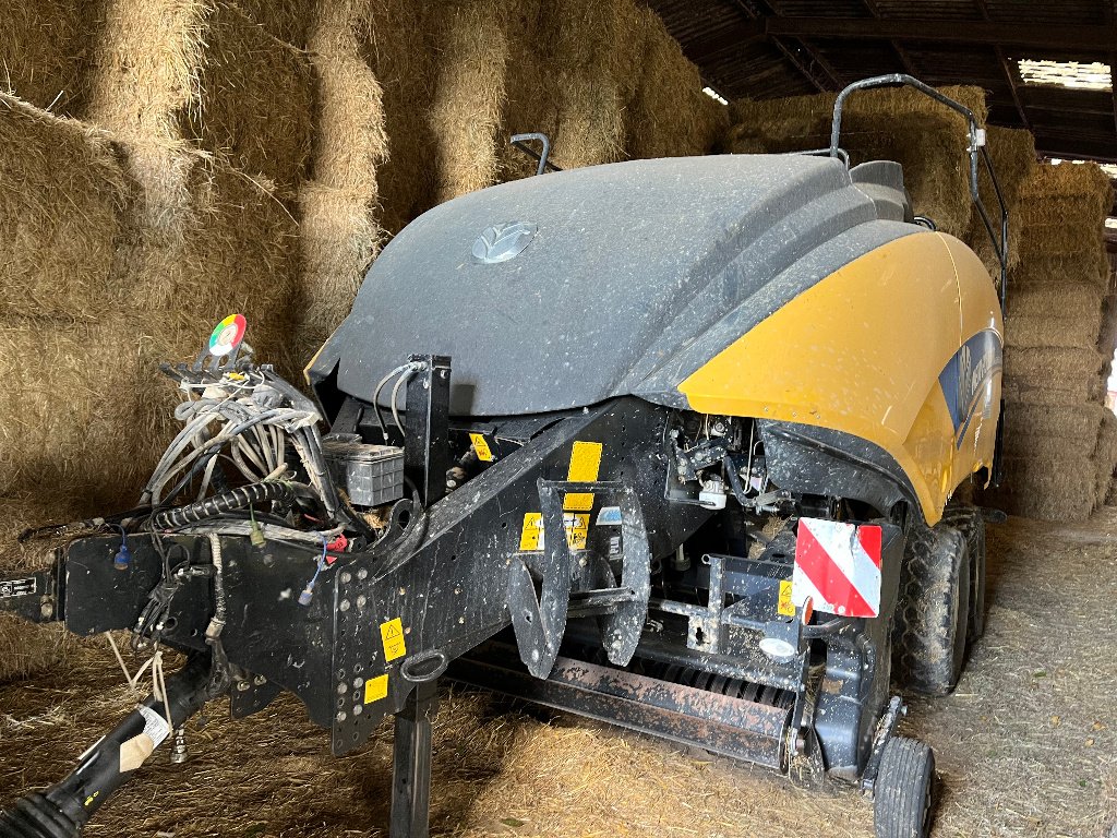 Großpackenpresse van het type New Holland 1290+, Gebrauchtmaschine in VERT TOULON (Foto 1)