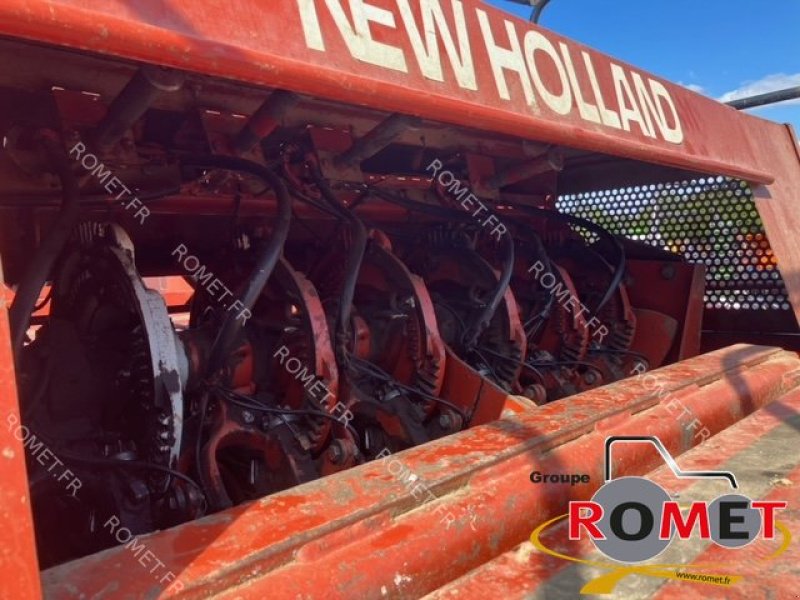 Großpackenpresse of the type New Holland 4900, Gebrauchtmaschine in Gennes sur glaize (Picture 10)