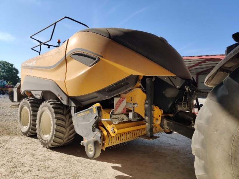 Großpackenpresse van het type New Holland BB 1290 HD CropCutter, Gebrauchtmaschine in VERT TOULON