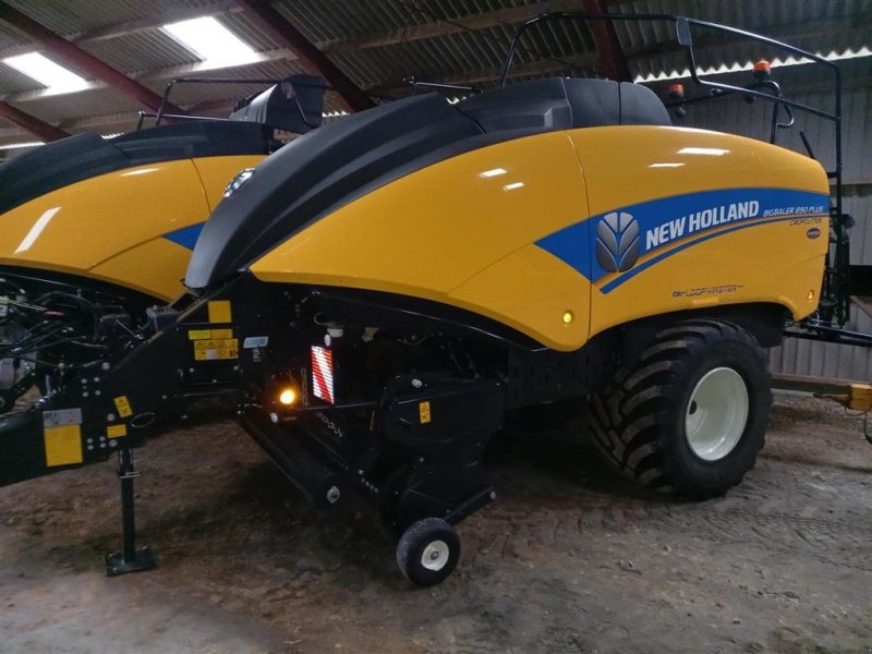 Großpackenpresse des Typs New Holland BB 890 Plus RC, Gebrauchtmaschine in Roskilde (Bild 1)