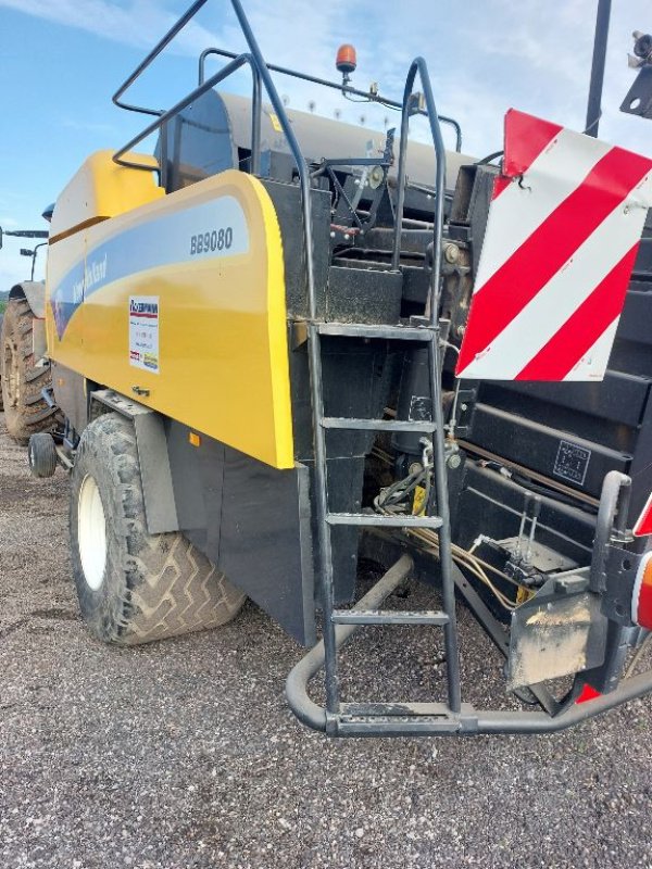 Großpackenpresse du type New Holland BB 9080, Gebrauchtmaschine en CHEVILLON  (MAIZEROY) (Photo 4)