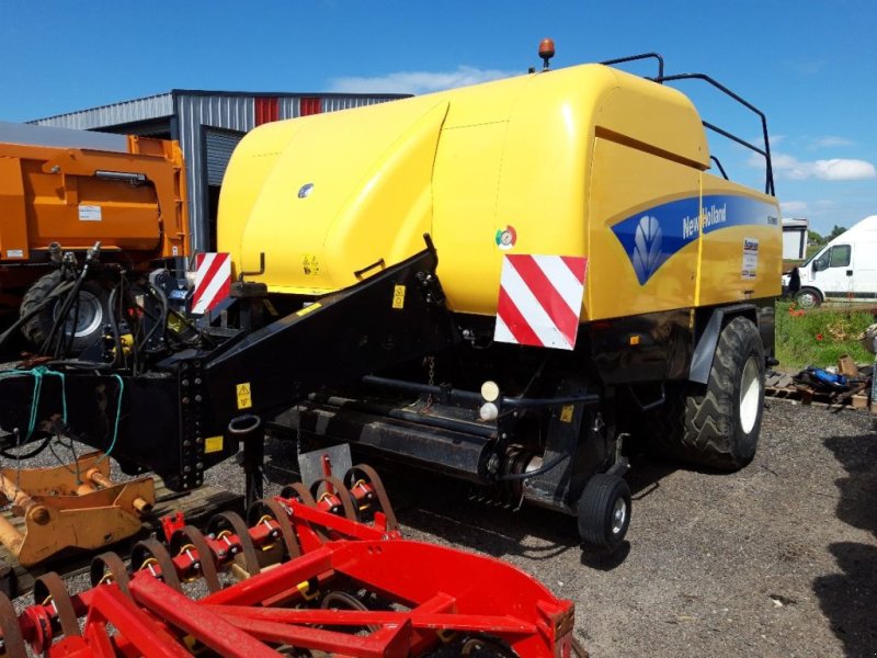 Großpackenpresse of the type New Holland BB 9080, Gebrauchtmaschine in CHEVILLON  (MAIZEROY)