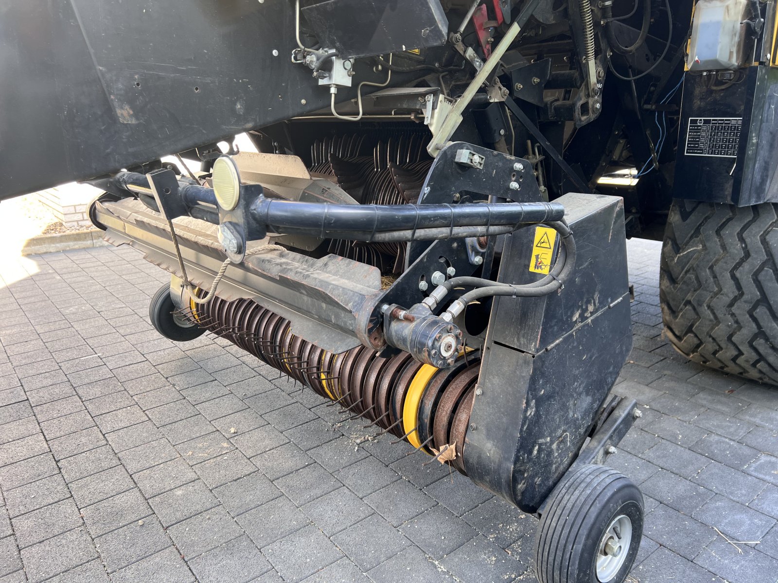 Großpackenpresse van het type New Holland BB 940, Gebrauchtmaschine in Pattensen (Foto 10)