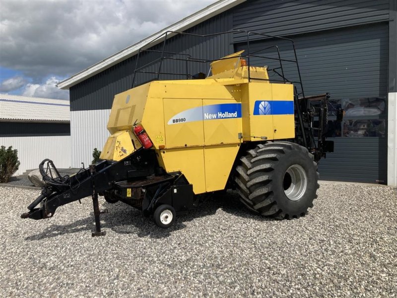 Großpackenpresse Türe ait New Holland BB 980 med Fieldstar computer, Gebrauchtmaschine içinde Thorsø (resim 1)