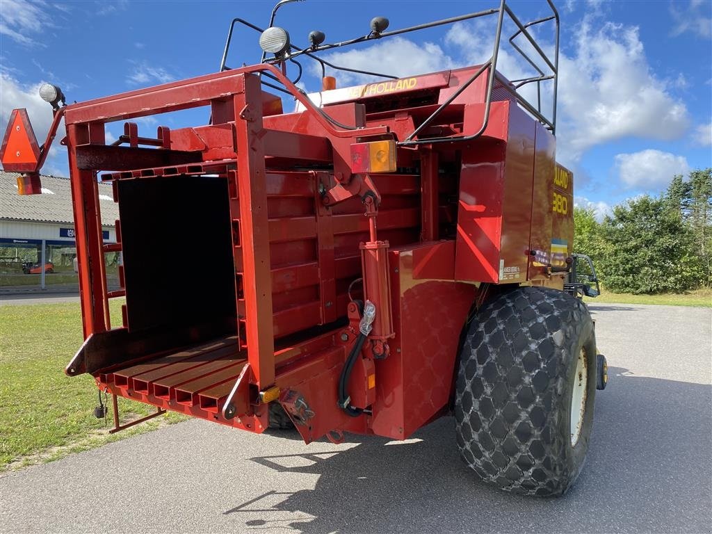 Großpackenpresse типа New Holland BB 980, Gebrauchtmaschine в Holstebro (Фотография 4)