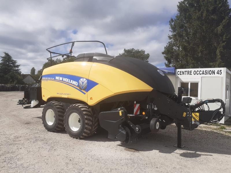 Großpackenpresse of the type New Holland BB1290PLUS, Gebrauchtmaschine in BRAY en Val (Picture 1)