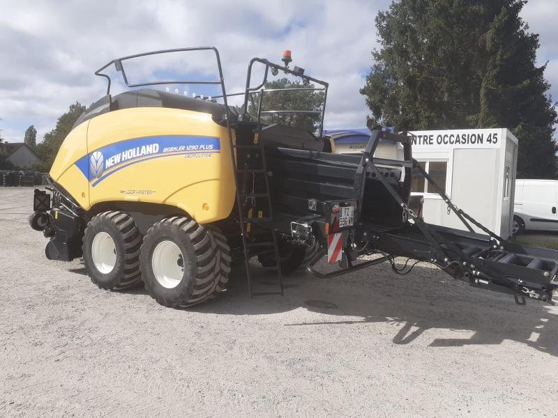 Großpackenpresse του τύπου New Holland BB1290PLUS, Gebrauchtmaschine σε BRAY en Val (Φωτογραφία 3)