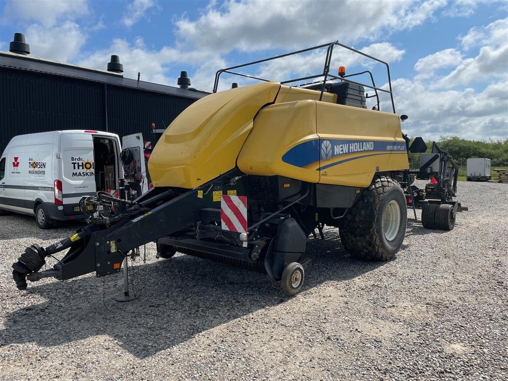 Großpackenpresse van het type New Holland bb9090 plus, Gebrauchtmaschine in Hjørring (Foto 1)