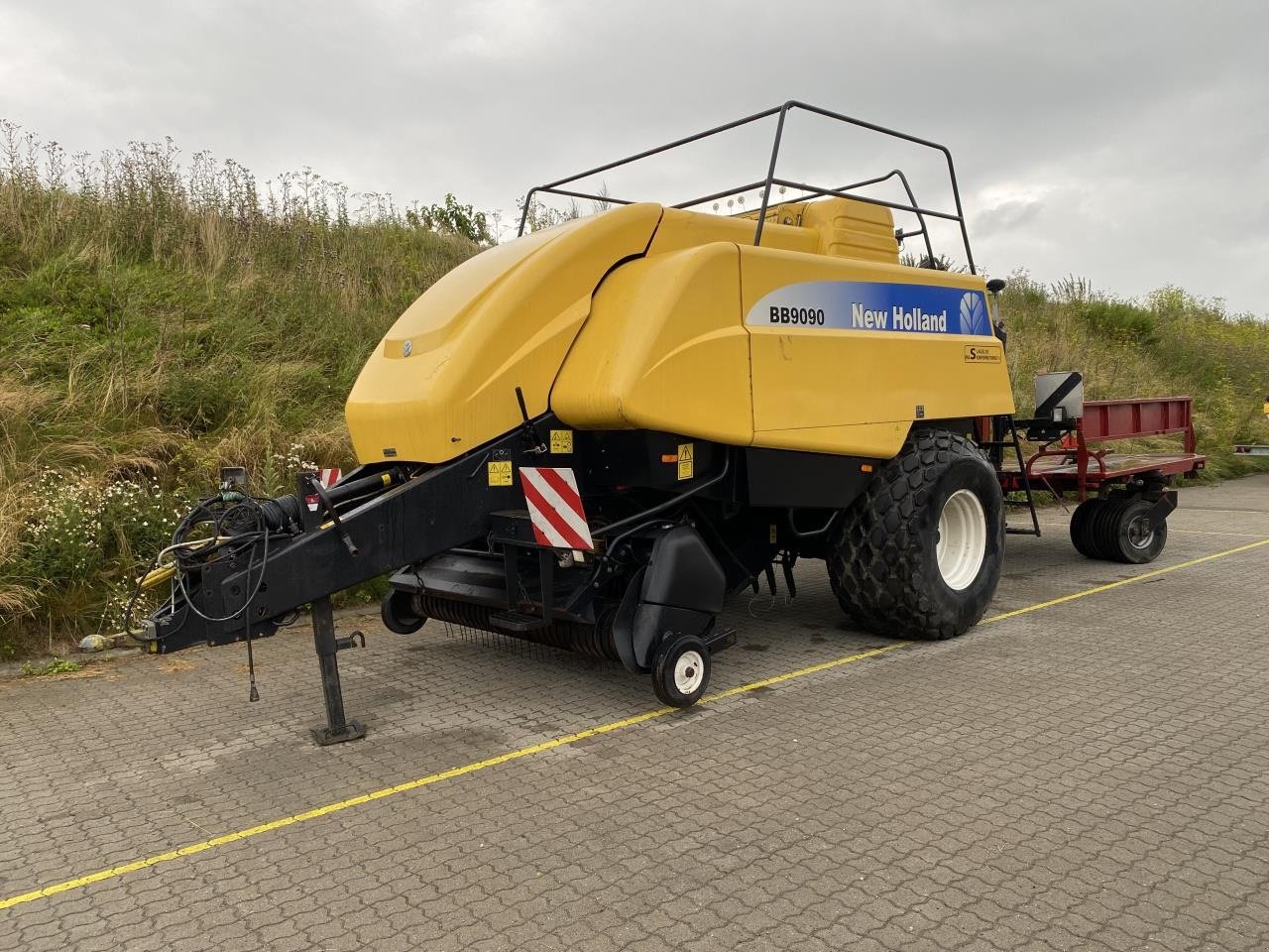 Großpackenpresse a típus New Holland BB9090, Gebrauchtmaschine ekkor: Maribo (Kép 1)