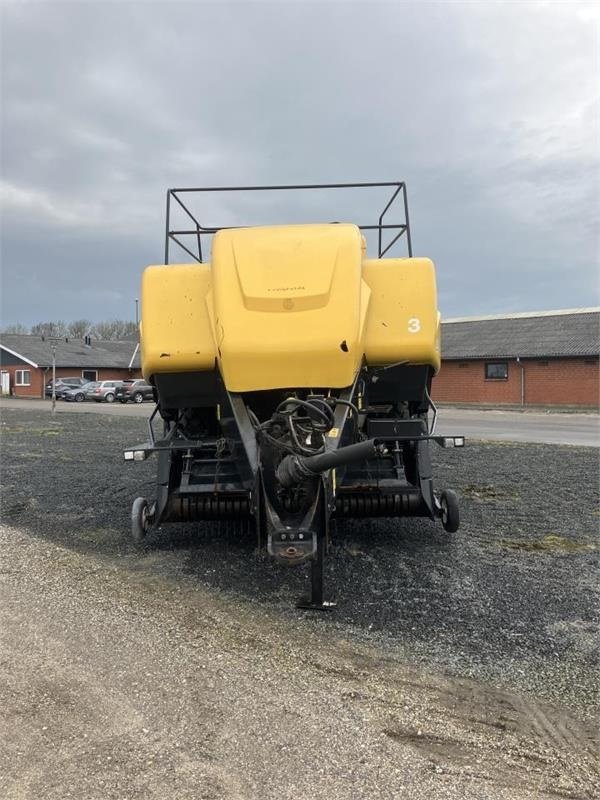 Großpackenpresse van het type New Holland BB9090, Gebrauchtmaschine in Aalestrup (Foto 2)