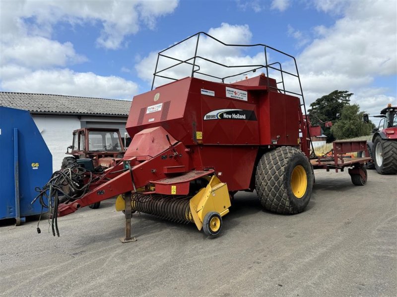 Großpackenpresse typu New Holland BB980 MED BALLEVOGN OG FIELDSTAR!, Gebrauchtmaschine w Nørager