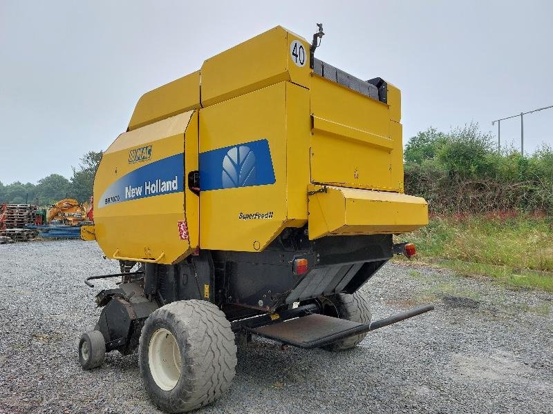 Großpackenpresse du type New Holland BR7070FLIBCAMERO, Gebrauchtmaschine en CHATEAUBRIANT CEDEX (Photo 3)