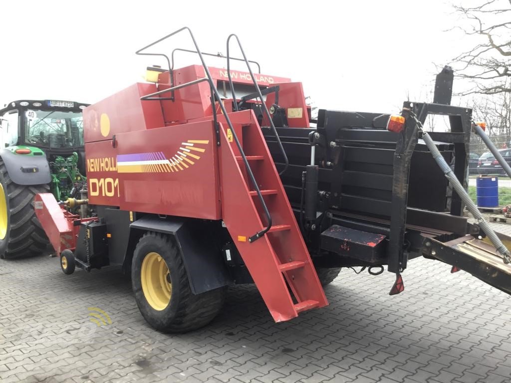 Großpackenpresse van het type New Holland D 1010 S, Gebrauchtmaschine in Visbek/Rechterfeld (Foto 7)