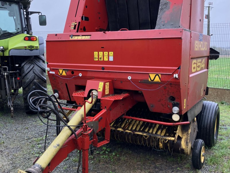 Großpackenpresse typu New Holland PRESSE 654, Gebrauchtmaschine v BLENDECQUES (Obrázek 1)