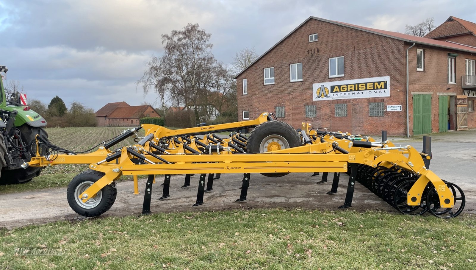 Grubber van het type Agrisem Smartplow SR, Neumaschine in Römstedt (Foto 1)