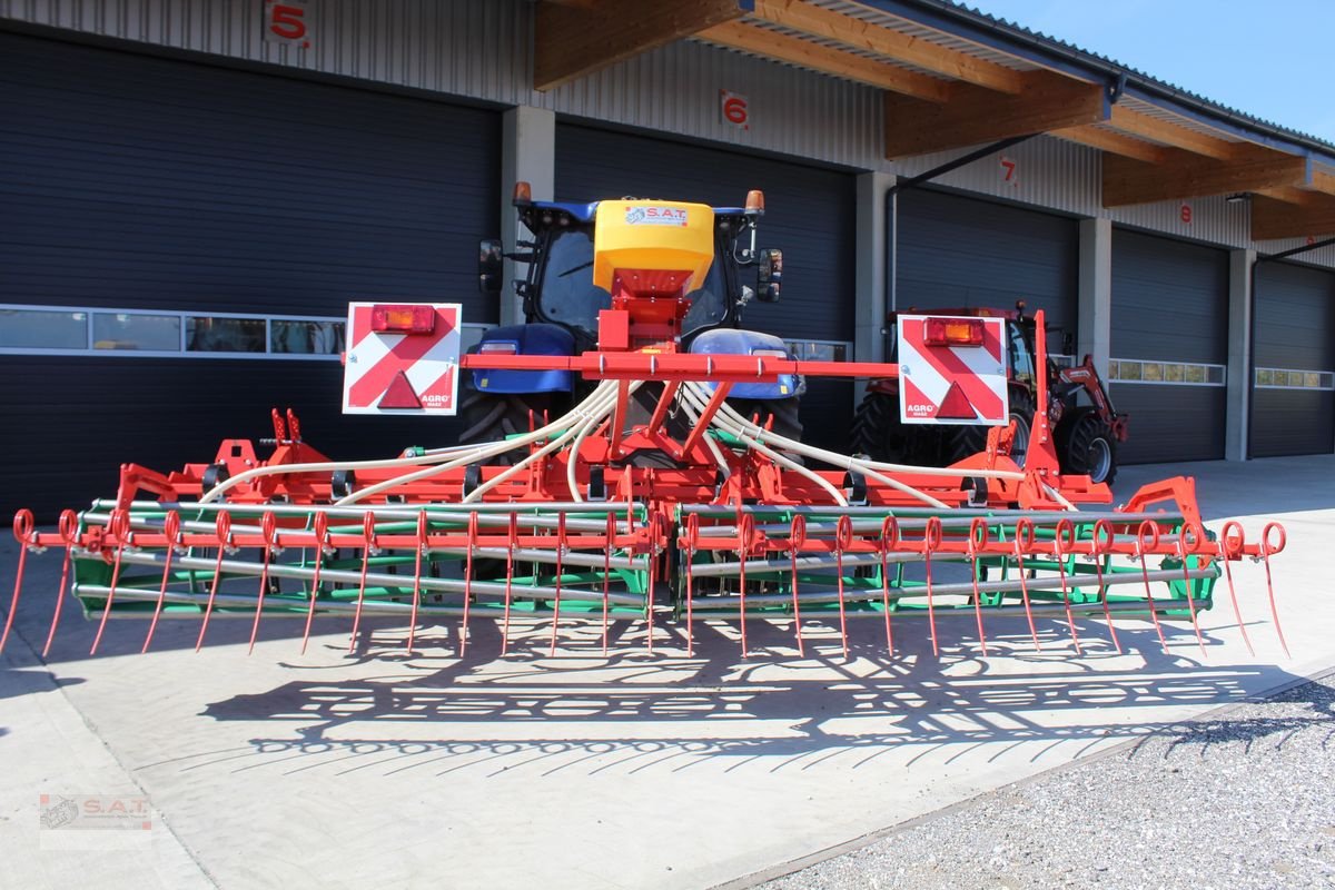 Grubber des Typs Agro-Masz Leichtgrubber APS 50H mit Streuer, Gebrauchtmaschine in Eberschwang (Bild 1)