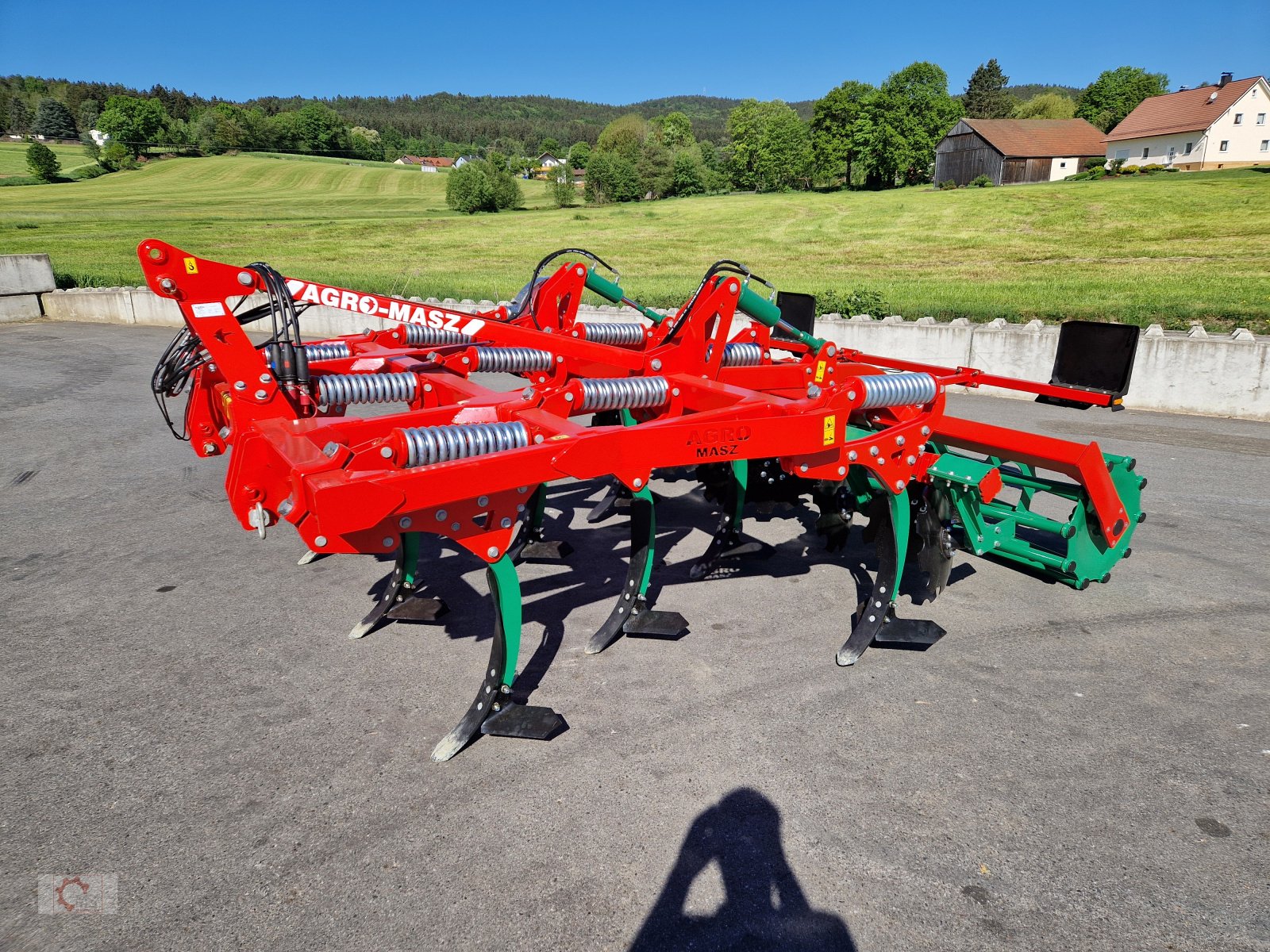 Grubber typu Agro-Masz Runner 30 Steinsicherung Flügelschare, Neumaschine v Tiefenbach (Obrázok 1)