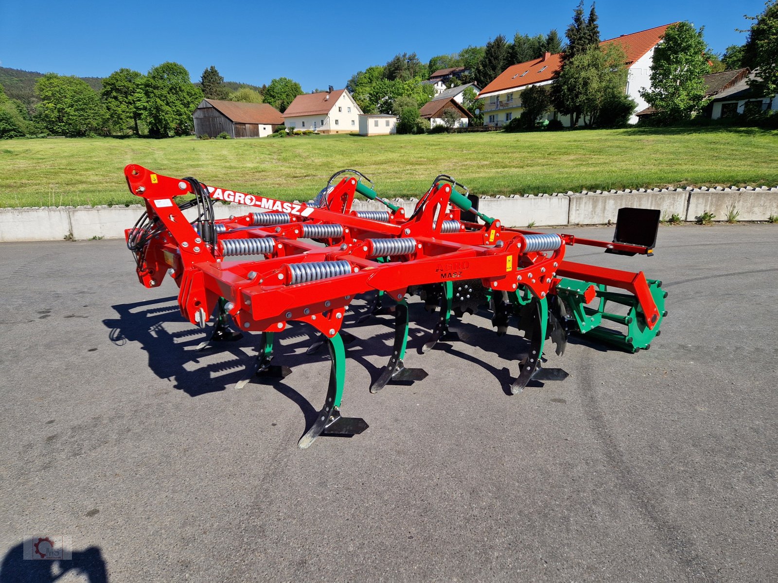 Grubber tip Agro-Masz Runner 30 Steinsicherung Flügelschare, Neumaschine in Tiefenbach (Poză 1)