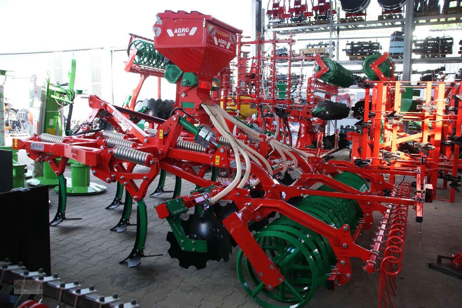 Grubber del tipo Agro-Masz Runner 30 Stone-Mulchgrubber-3 reihig, Neumaschine en Eberschwang (Imagen 29)