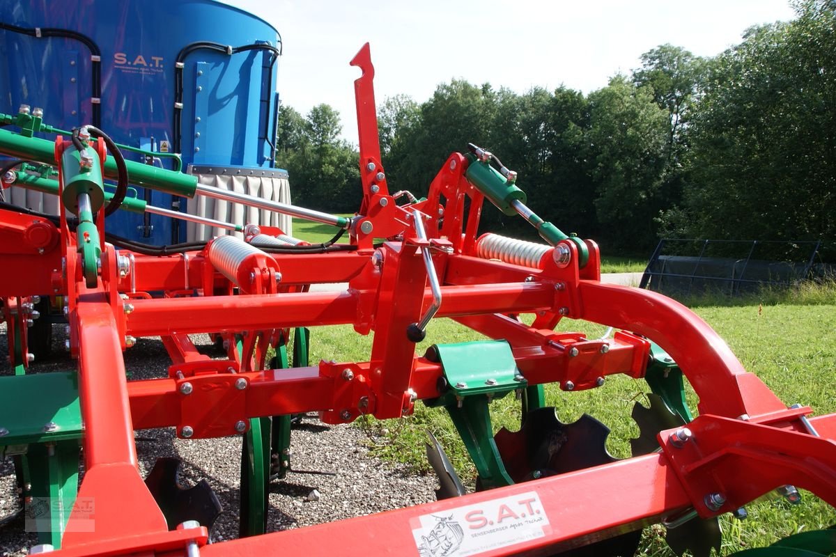 Grubber van het type Agro-Masz Runnner 40 H-Aktion-Mulchgrubber-NEU, Neumaschine in Eberschwang (Foto 24)