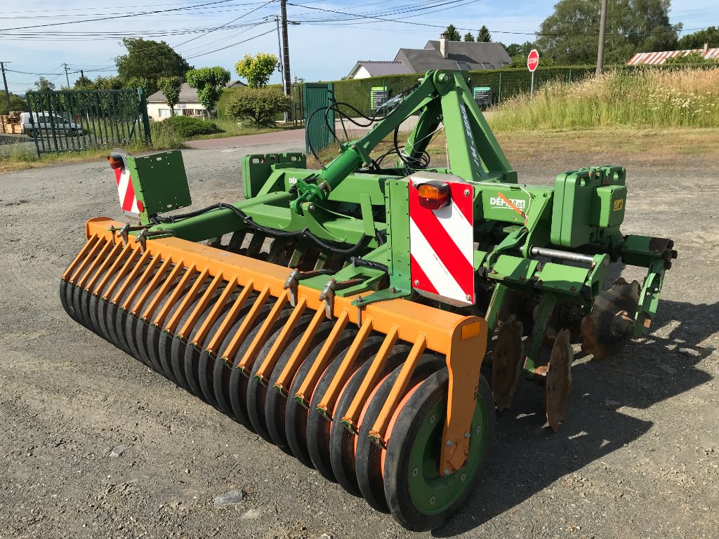 Grubber del tipo Amazone CATROS + 3001 DESTOCKAGE, Gebrauchtmaschine en UZERCHE (Imagen 4)