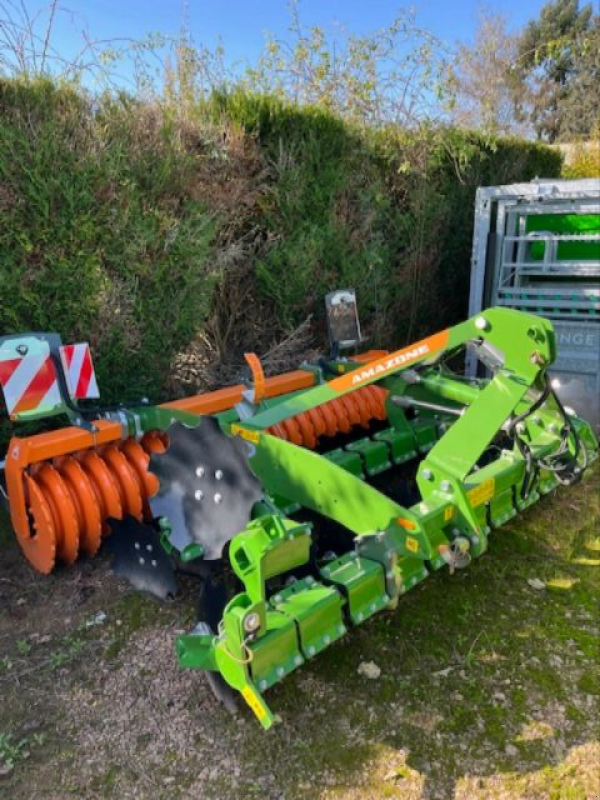 Grubber van het type Amazone CATROS+ 3003, Gebrauchtmaschine in CHAMPLECY (Foto 1)