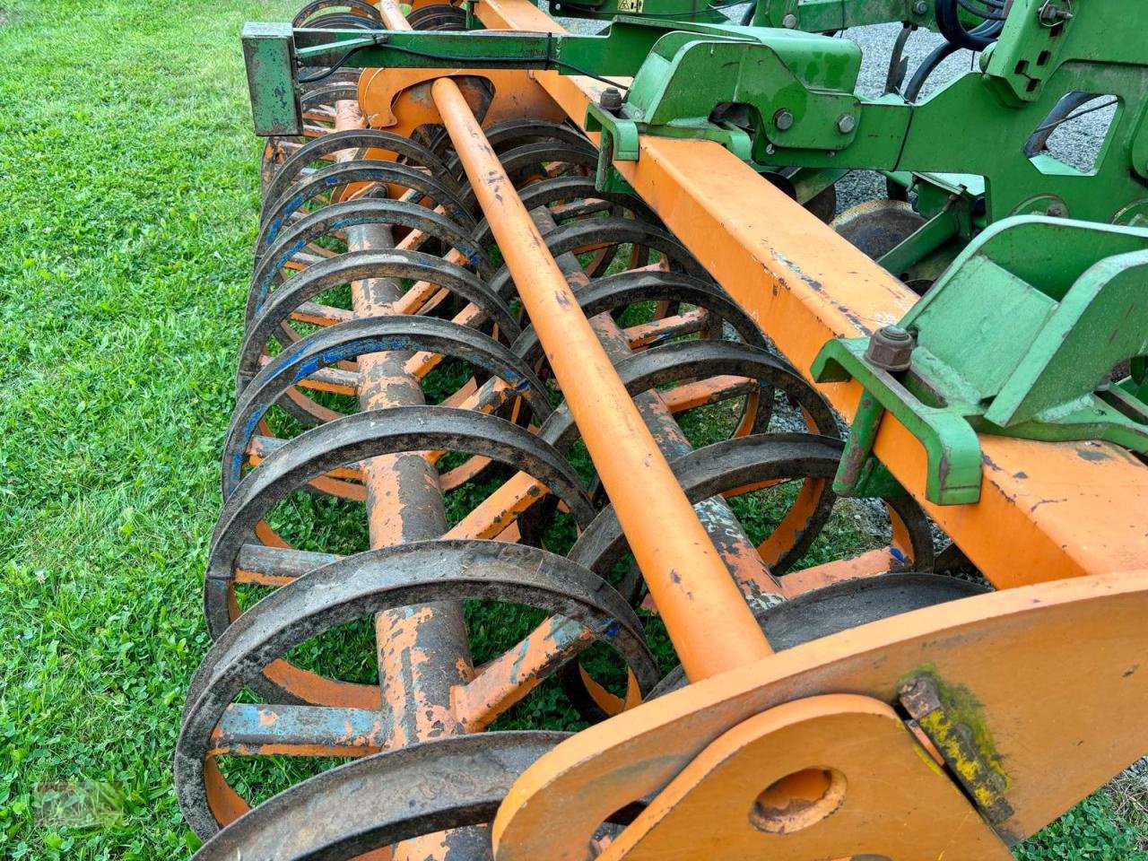 Grubber of the type Amazone CENTAUR 4000 XS, Mulchgrubber, U-Profil Doppelwalze, Gebrauchtmaschine in Neerstedt (Picture 14)