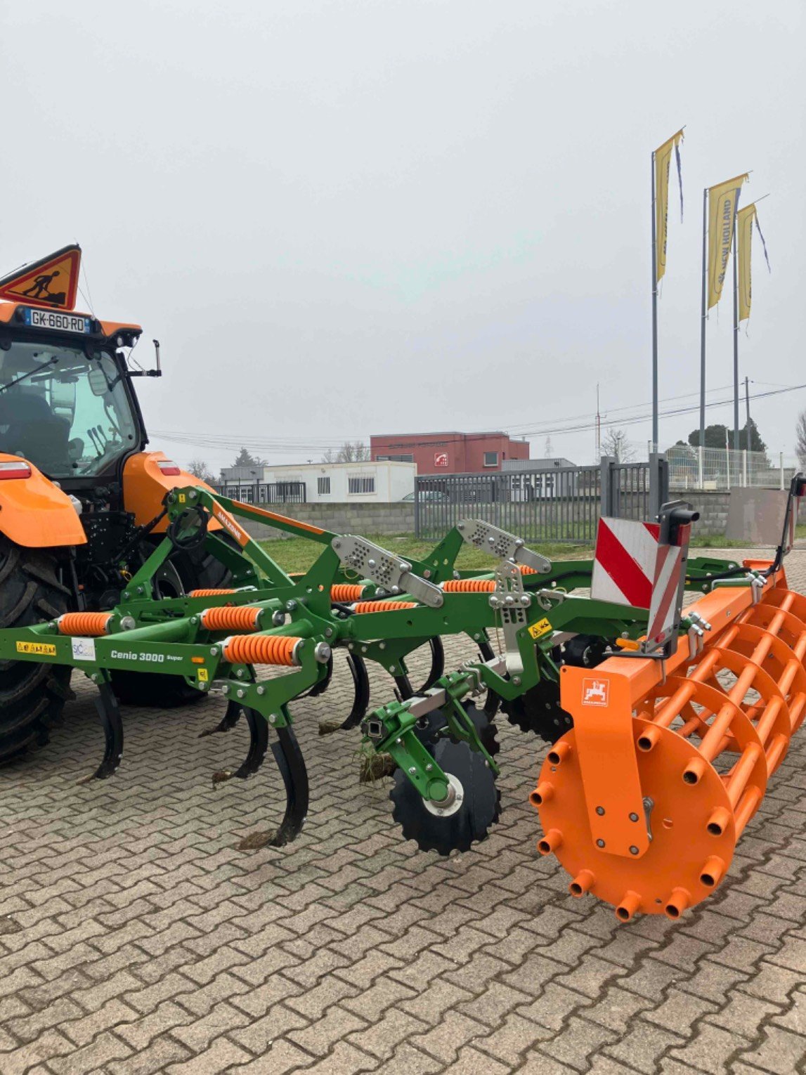 Grubber van het type Amazone Déchaumeur à dents CENIO 3000 SUPER Amazone, Gebrauchtmaschine in ROYNAC (Foto 7)