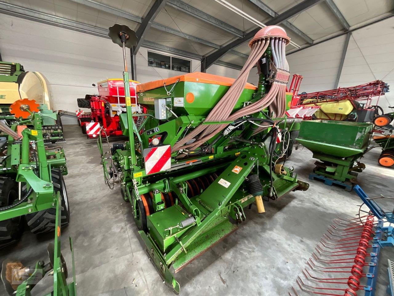 Grubber des Typs Amazone KE + AD 303, Gebrauchtmaschine in Pfreimd (Bild 1)