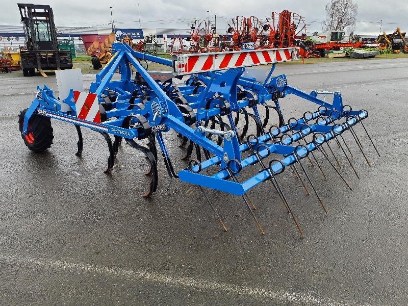 Grubber du type Carré PENTERRA, Gebrauchtmaschine en ANTIGNY (Photo 2)