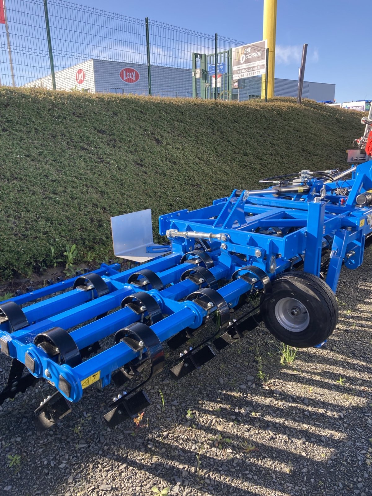 Grubber tip Carré PRAIRIAL, Gebrauchtmaschine in CONDE SUR VIRE (Poză 1)