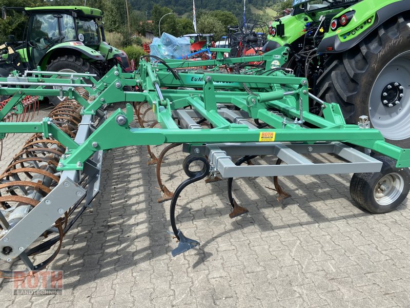 Grubber del tipo EuM-Agrotec Vibrocat 50, Gebrauchtmaschine en Untermünkheim