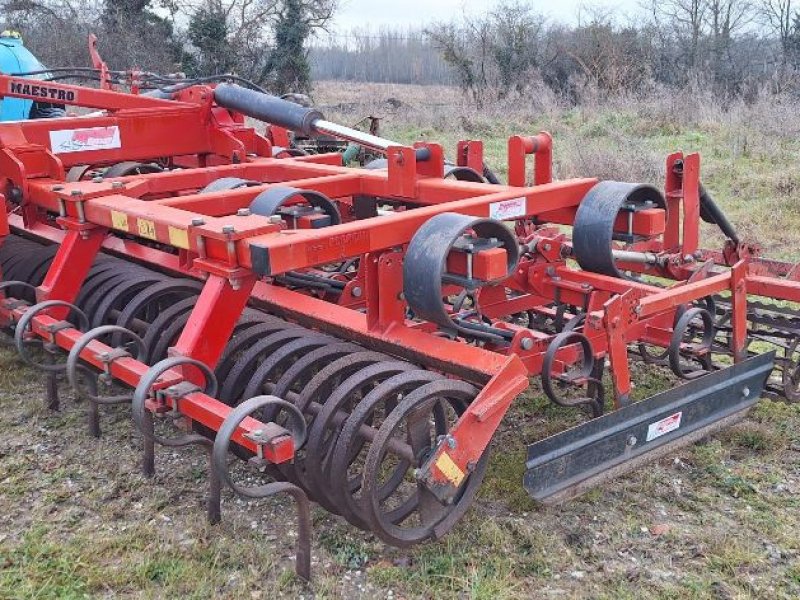 Grubber van het type Gregoire-Besson MAESTRO, Gebrauchtmaschine in GRANGES SUR LOT (Foto 1)