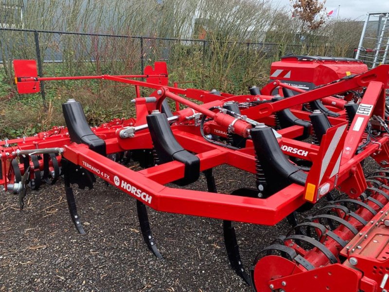 Grubber van het type Holaras Terrano 4FX M10, Neumaschine in Wierden (Foto 1)