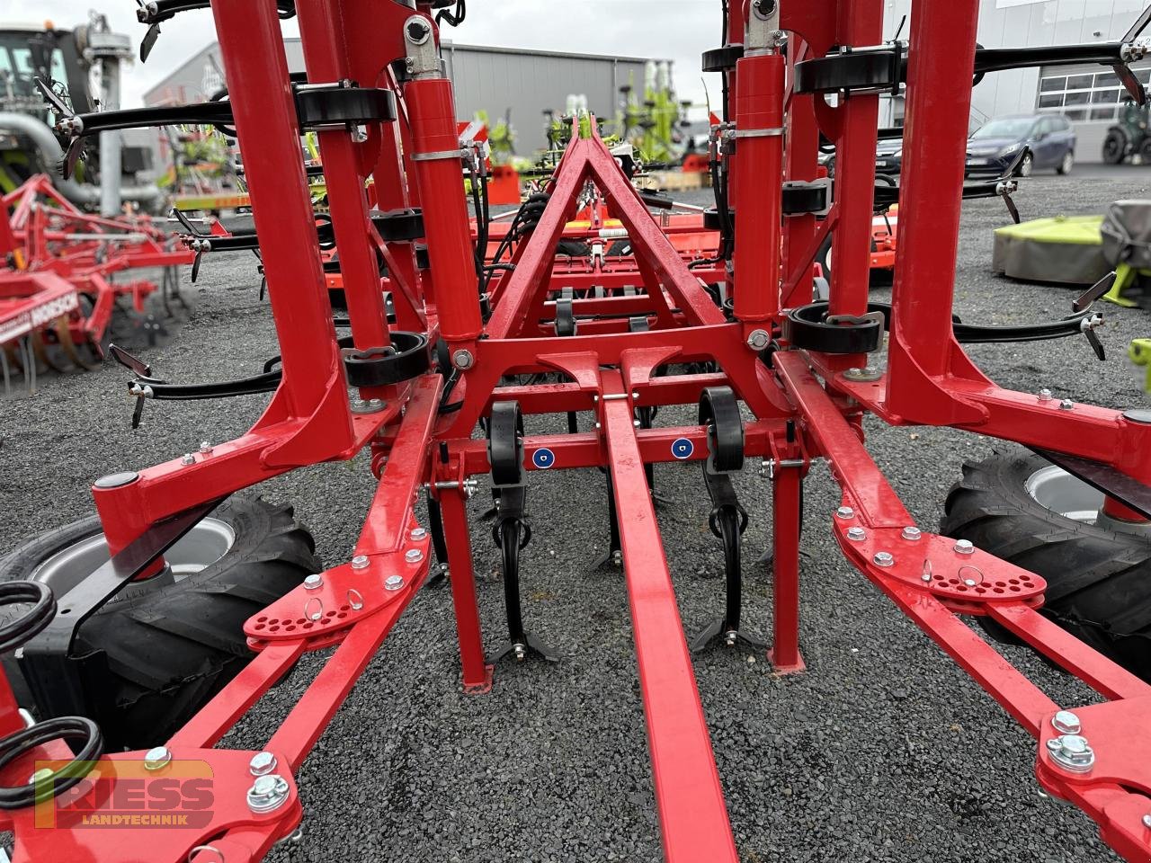 Grubber of the type Horsch Finer 6 SL  4 x Tiefenräder hyd. TF, Neumaschine in Homberg (Ohm) - Maulbach (Picture 3)