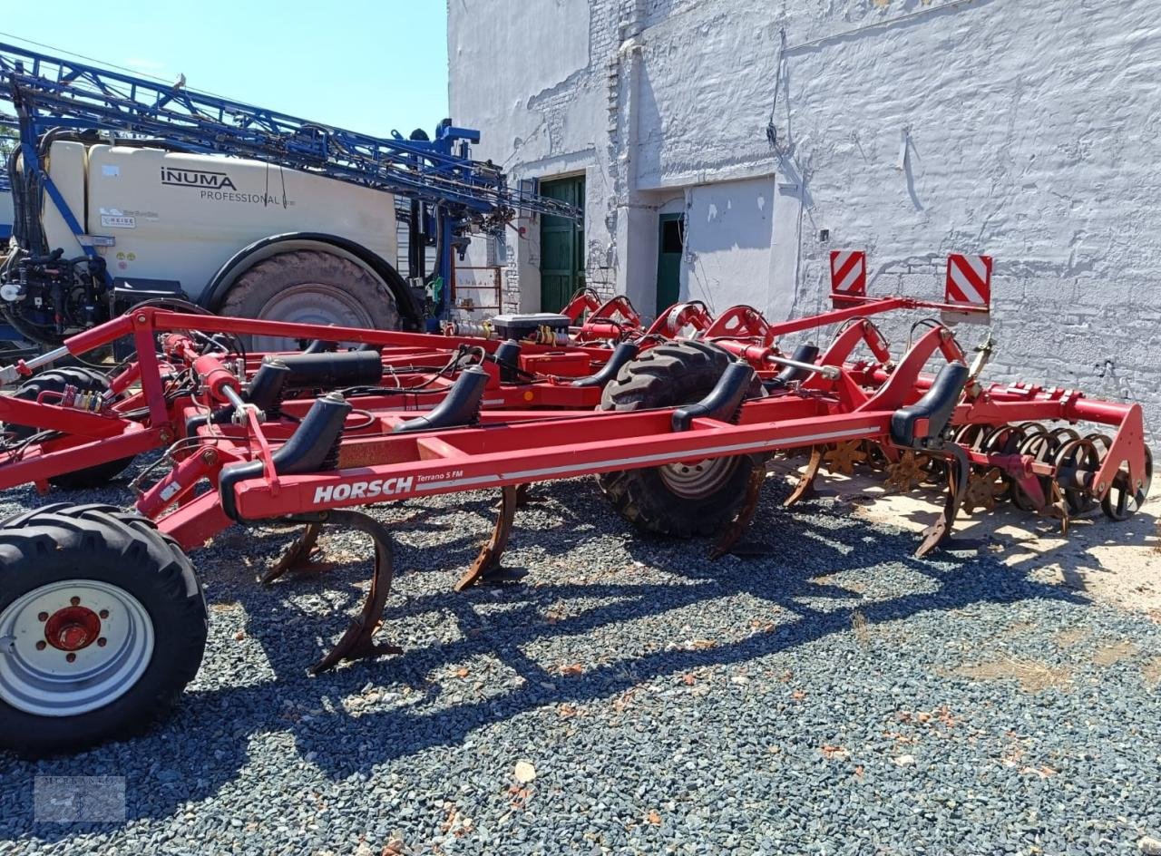 Grubber van het type Horsch Terrano 5 FM, Gebrauchtmaschine in Pragsdorf (Foto 2)