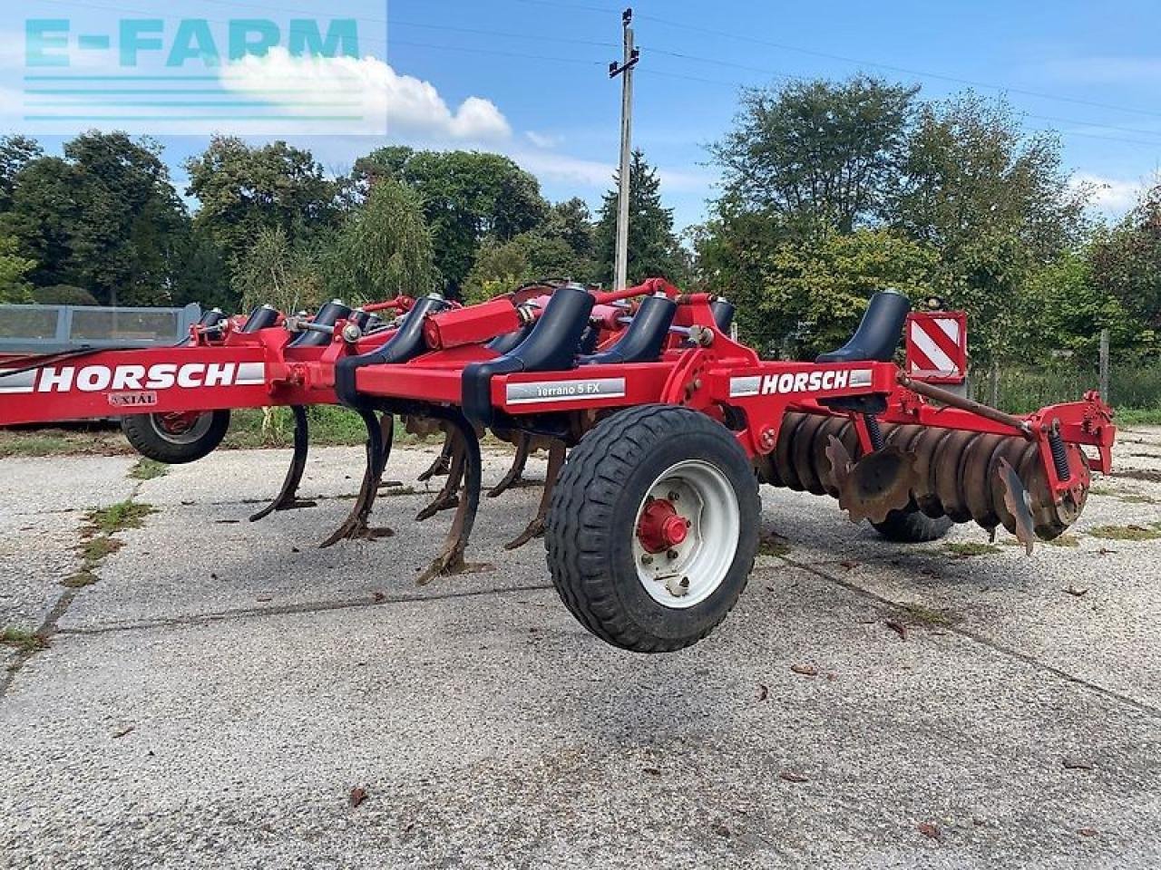 Grubber des Typs Horsch terrano 5 fx, Gebrauchtmaschine in SZEGED (Bild 2)