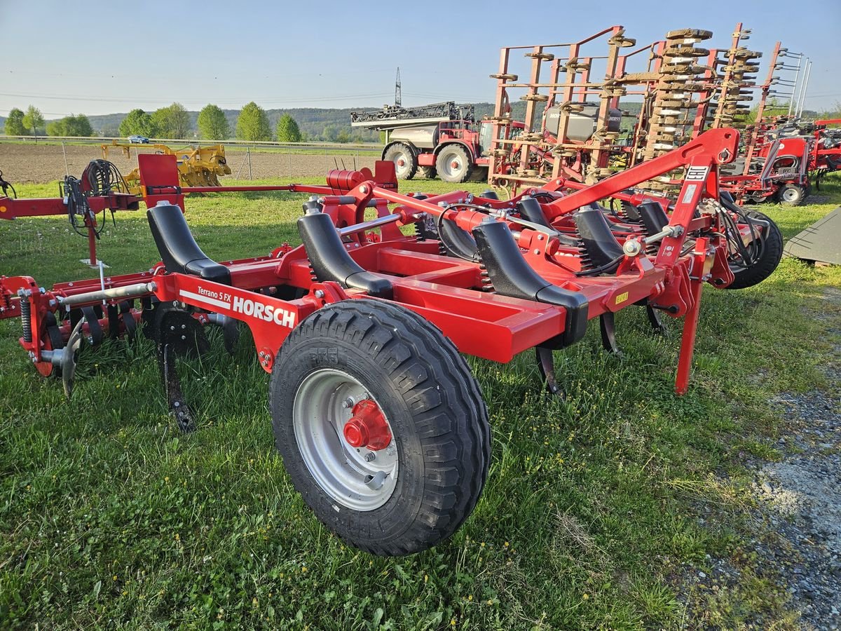 Grubber του τύπου Horsch Terrano 5 FX, Vorführmaschine σε Sieget in der Wart (Φωτογραφία 2)