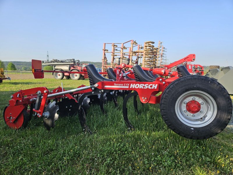 Grubber of the type Horsch Terrano 5 FX, Vorführmaschine in Sieget in der Wart (Picture 1)