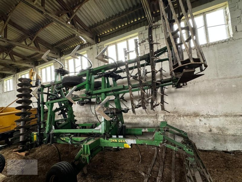 Grubber Türe ait John Deere 410A Multitiller 6m, Gebrauchtmaschine içinde Pragsdorf (resim 1)