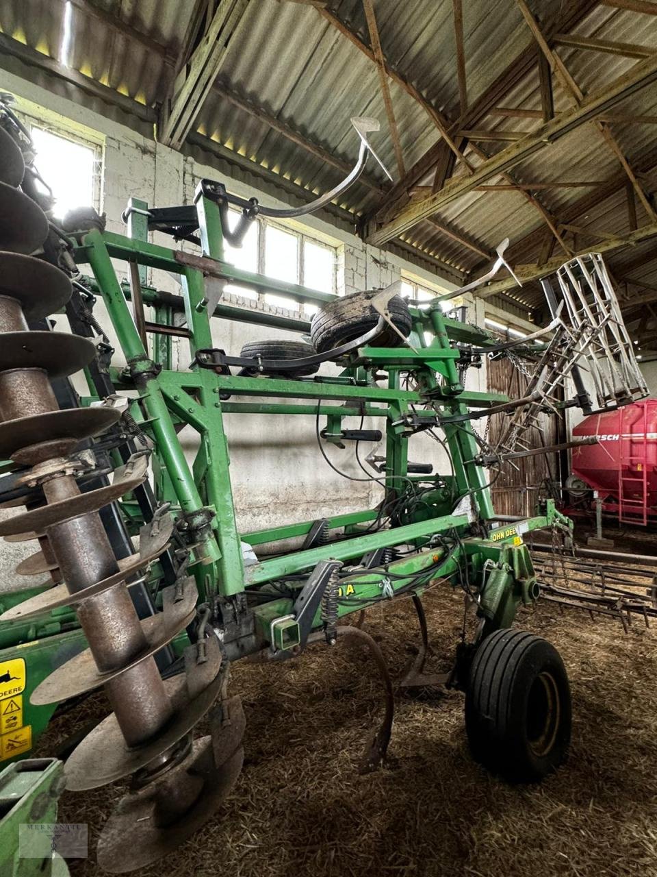 Grubber des Typs John Deere 410A Multitiller 6m, Gebrauchtmaschine in Pragsdorf (Bild 3)